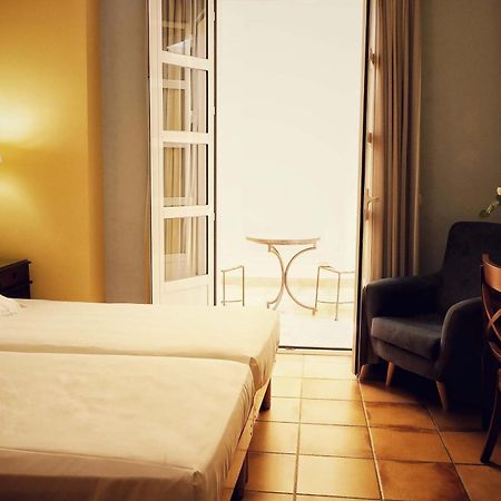 Hotel Veracruz Utrera Buitenkant foto